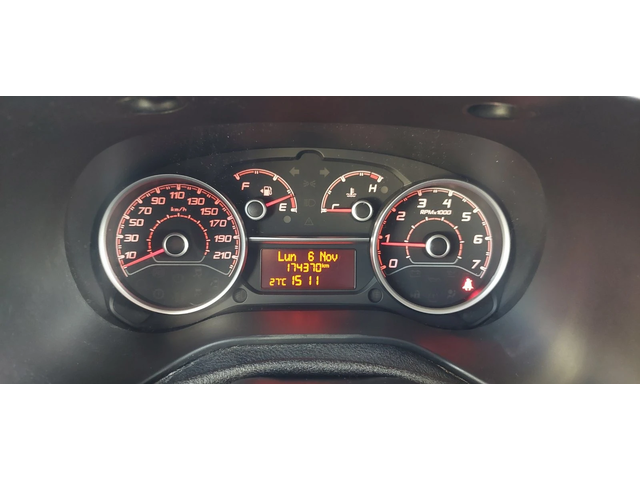 Fiat Doblo 1.6 JTD клима - автомобили, коли, обяви за нови и употребявани 13