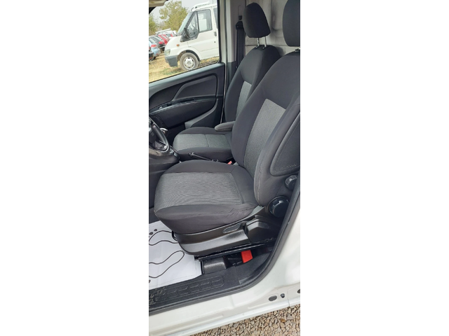 Fiat Doblo 1.6 JTD клима - автомобили, коли, обяви за нови и употребявани 7