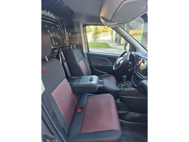 Fiat Doblo 1.6 M-jet.105 к.с. НАВИГАЦИЯ - автомобили, коли, обяви за нови и употребявани 10