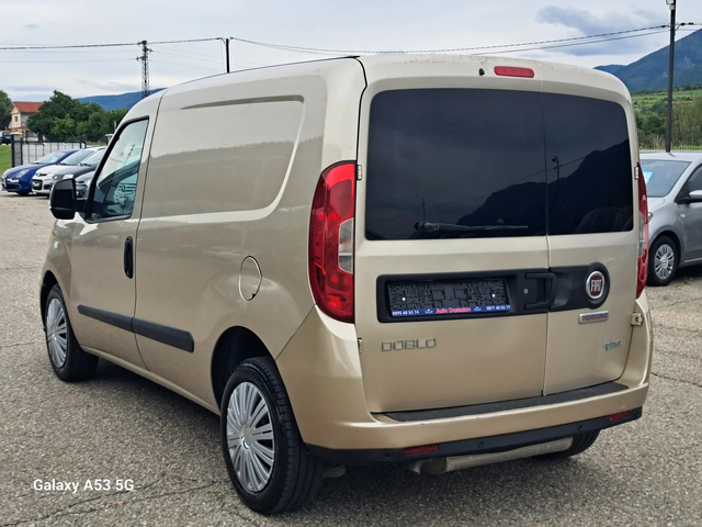 Fiat Doblo 1, 4 I + metan - автомобили, коли, обяви за нови и употребявани 6