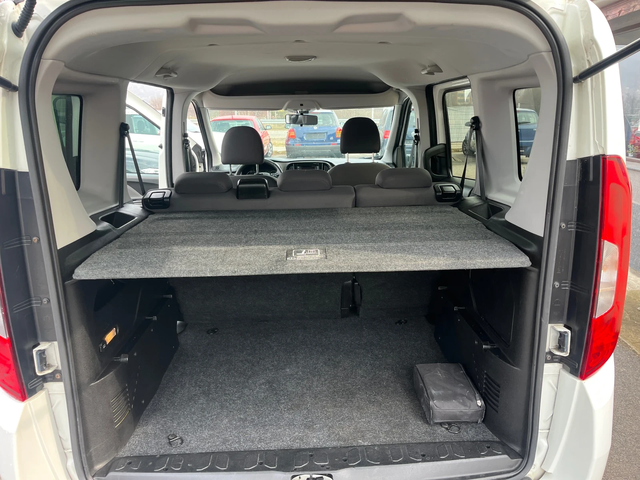 Fiat Doblo 1.4T метан/бензин - автомобили, коли, обяви за нови и употребявани 9