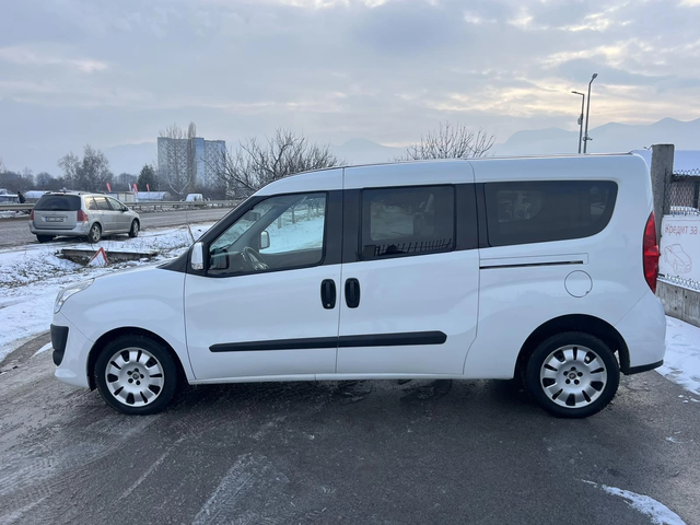 Fiat Doblo MAXI 1.6 M-JET EURO 5B 90кс AВТОМАТ ВНОС ИТАЛИЯ - автомобили, коли, обяви за нови и употребявани 5