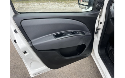 Fiat Doblo 1.3 M-JET 90кс EURO 5B КЛИМАТИК ВНОС ИТАЛИЯ - автомобили, коли, обяви за нови и употребявани 6