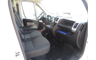 Fiat Ducato 2, 3 JTD L2H2 - автомобили, коли, обяви за нови и употребявани 12