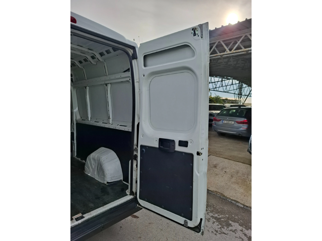 Fiat Ducato 2.3 L4 150кс. Климатик - автомобили, коли, обяви за нови и употребявани 10