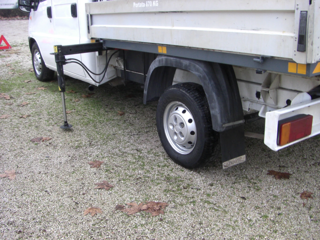 Fiat Ducato 2.3Mjet KLIMA KPAH 7MECTA - автомобили, коли, обяви за нови и употребявани 15