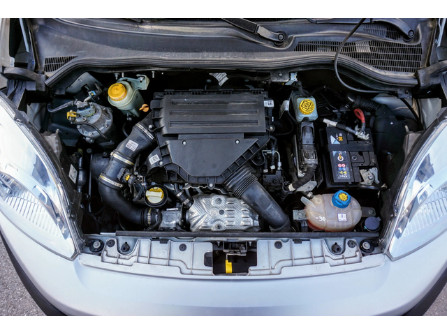 Fiat Fiorino 1.3mjt - автомобили, коли, обяви за нови и употребявани 13