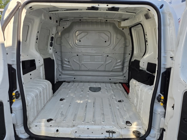Fiat Fiorino 1.3Multijet-95кс= FACE= 160.000km= PROFESSIONAL - автомобили, коли, обяви за нови и употребявани 8