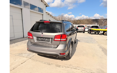 Fiat Freemont 2.0Mjet 140k.c* Navi* 7места* UNIKAT* - автомобили, коли, обяви за нови и употребявани 14