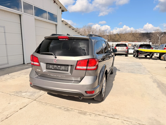 Fiat Freemont 2.0Mjet 140k.c* Navi* 7места* UNIKAT* - автомобили, коли, обяви за нови и употребявани 14