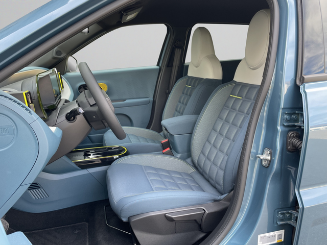 Fiat Grande Panda LA PRIMA 1.2 Hybrid 48V Petrol 110 hp eDCT - автомобили, коли, обяви за нови и употребявани 13