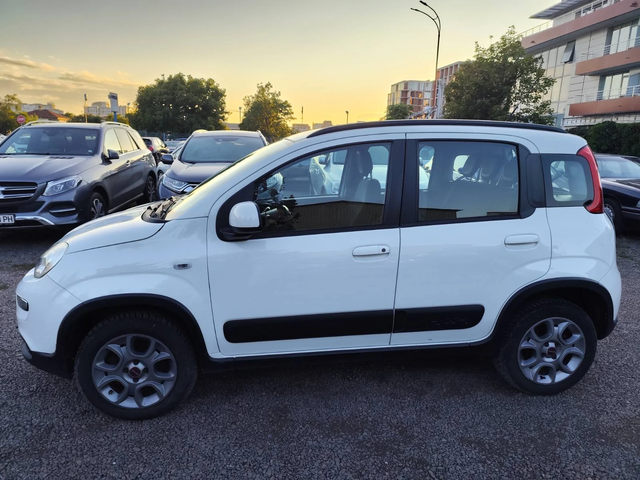 Fiat Panda 1.3 MJ 4x4 - автомобили, коли, обяви за нови и употребявани 2