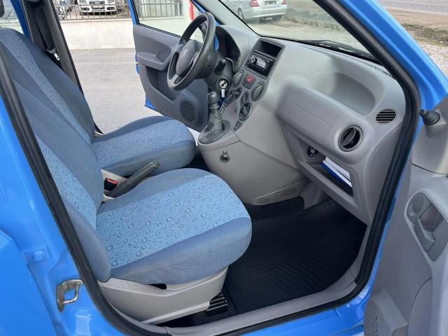 Fiat Panda 1.1I 54кс КЛИМАТИК - автомобили, коли, обяви за нови и употребявани 10