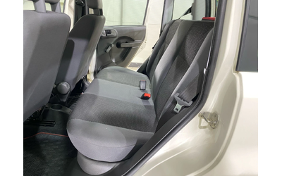 Fiat Panda 1.1i - автомобили, коли, обяви за нови и употребявани 9