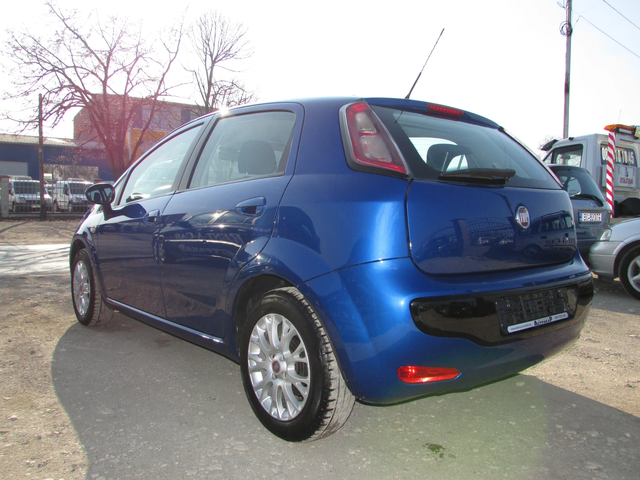 Fiat Punto EVO 1.2i EU5 - автомобили, коли, обяви за нови и употребявани 5