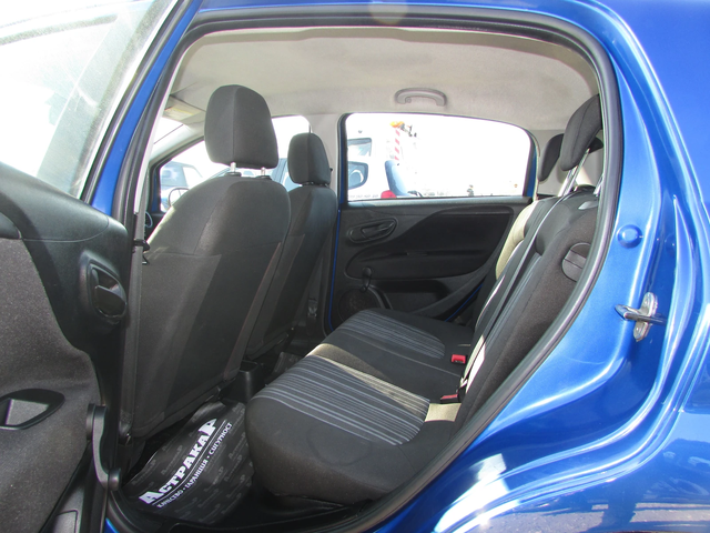 Fiat Punto EVO 1.2i EU5 - автомобили, коли, обяви за нови и употребявани 8