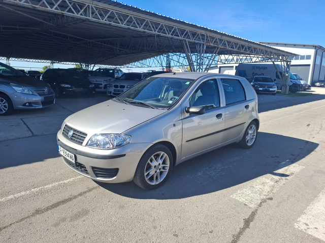 Fiat Punto 1.3multijet - автомобили, коли, обяви за нови и употребявани 2