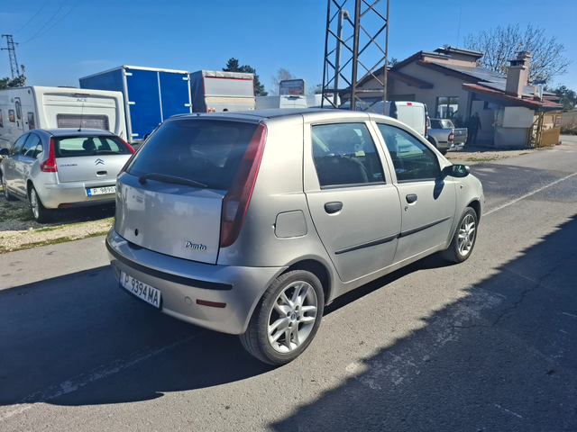 Fiat Punto 1.3multijet - автомобили, коли, обяви за нови и употребявани 4