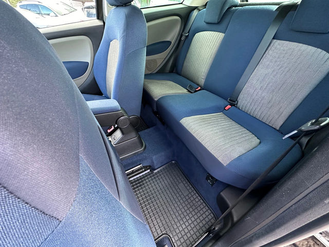 Fiat Punto 1.3 * * MultiJet* * 146000km* * ABARTH * * - автомобили, коли, обяви за нови и употребявани 9