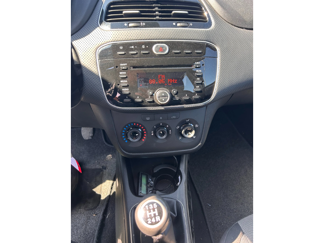 Fiat Punto 1.3MJET EURO 5 - автомобили, коли, обяви за нови и употребявани 11