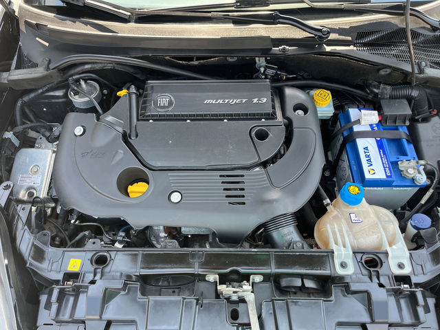 Fiat Punto GRANDE PUNTO EVO FACELIFT1.3mjet EURO 5B - автомобили, коли, обяви за нови и употребявани 14