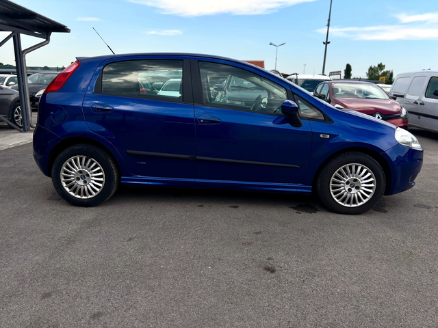 Fiat Punto - автомобили, коли, обяви за нови и употребявани 3