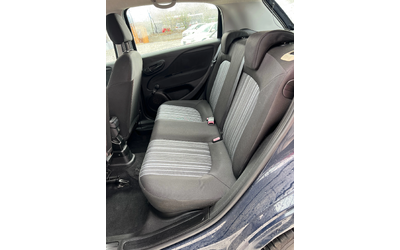 Fiat Punto 1.2i - автомобили, коли, обяви за нови и употребявани 11