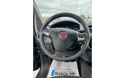 Fiat Punto 1.2i - автомобили, коли, обяви за нови и употребявани 9