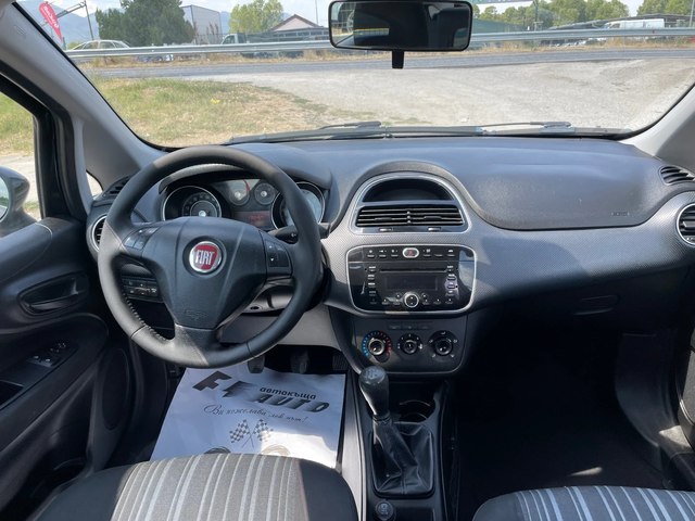 Fiat Punto 1.3M-jet-EVO-ITALIA - автомобили, коли, обяви за нови и употребявани 12