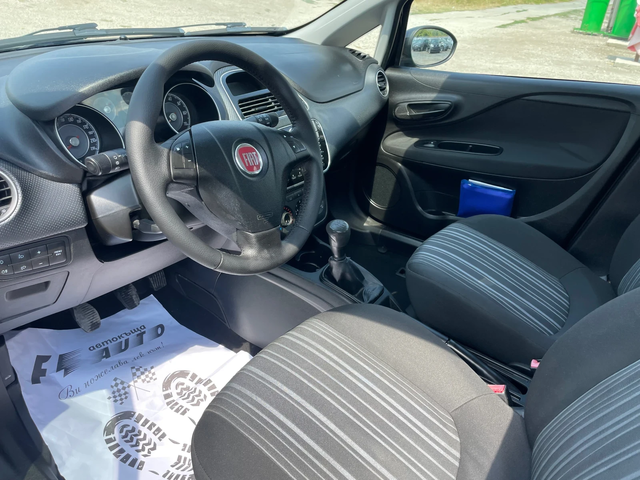 Fiat Punto 1.3M-jet-EVO-ITALIA - автомобили, коли, обяви за нови и употребявани 8