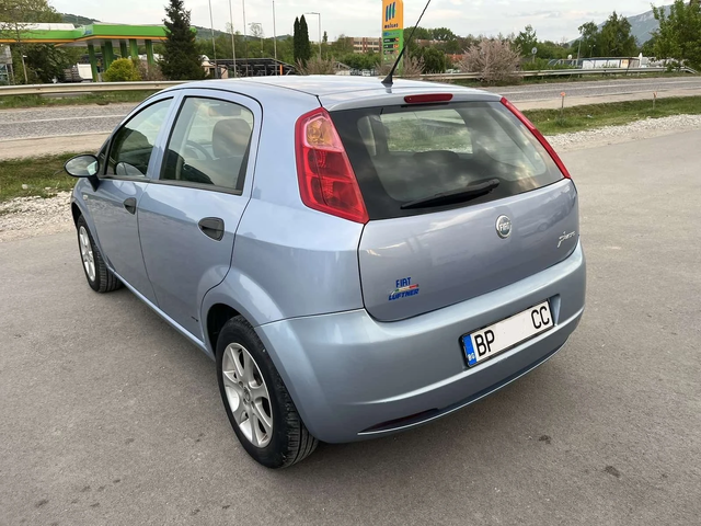 Fiat Punto 1.4I 75кс  EURO 4 КЛИМАТИК 114 000км ОБСЛУЖЕН - автомобили, коли, обяви за нови и употребявани 4