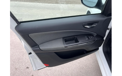 Fiat Punto 1.4I 90кс 6 СКОРОСТИ EURO 4 КЛИМАТИК - автомобили, коли, обяви за нови и употребявани 6