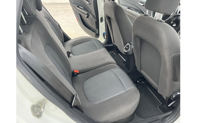 Fiat Punto 1.4I 90кс 6 СКОРОСТИ EURO 4 КЛИМАТИК - автомобили, коли, обяви за нови и употребявани 9