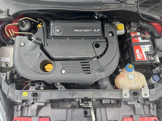Fiat Punto Evo 1.3 MultiJet - автомобили, коли, обяви за нови и употребявани 11