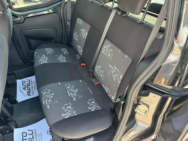 Fiat Qubo 1.3 M Jet - автомобили, коли, обяви за нови и употребявани 7