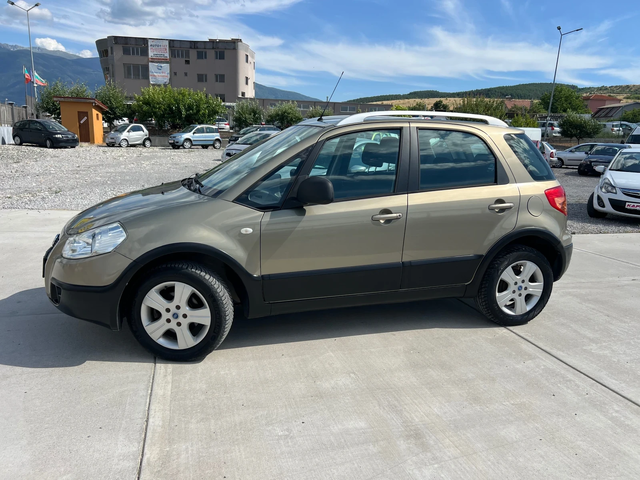 Fiat Sedici 1.6i 4x4 - автомобили, коли, обяви за нови и употребявани 2
