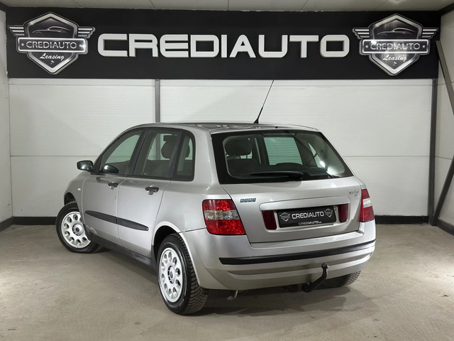 Fiat Stilo 1.9JTD - автомобили, коли, обяви за нови и употребявани 3
