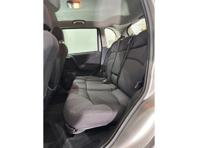 Fiat Stilo 1.9JTD - автомобили, коли, обяви за нови и употребявани 9