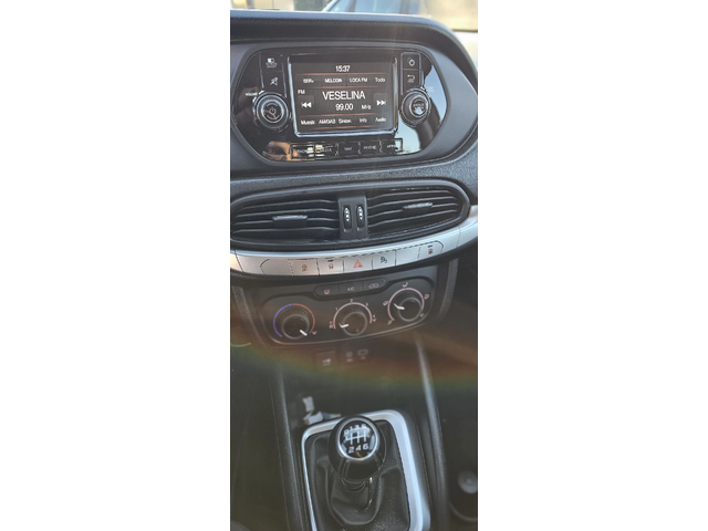 Fiat Tipo 1.4i-6ск+ Газ-ГОТОВ ЗА ТАКСИ - автомобили, коли, обяви за нови и употребявани 7