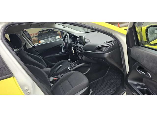 Fiat Tipo 1.4i-120кс-Заводска Газ-Готов за такси* НАЛИЧЕН - автомобили, коли, обяви за нови и употребявани 10