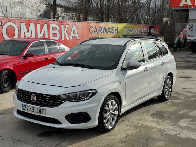 Fiat Tipo 1.4т+ Заводска газ* Фул Лед - автомобили, коли, обяви за нови и употребявани 3