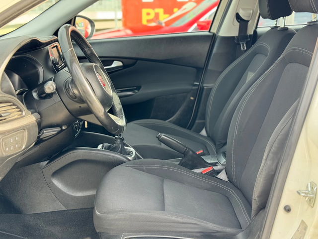 Fiat Tipo 1.4т+ Заводска газ* Фул Лед - автомобили, коли, обяви за нови и употребявани 6