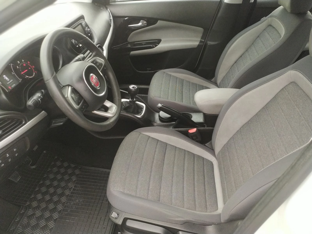 Fiat Tipo 1.6MJ Lounge120к.с - автомобили, коли, обяви за нови и употребявани 11
