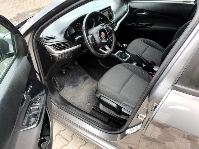 Fiat Tipo 1.3m-jet/95/Easy - автомобили, коли, обяви за нови и употребявани 6