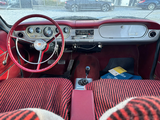 Ford 20m FORD COUPE 231 TAUNUS 20 M Ts - автомобили, коли, обяви за нови и употребявани 9