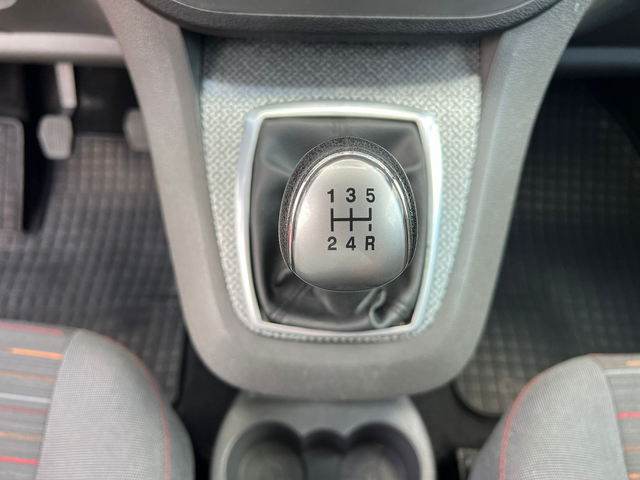 Ford C-max 1.6I - автомобили, коли, обяви за нови и употребявани 10