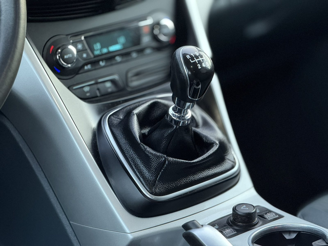 Ford C-max 1.6TDCi TITANIUM - автомобили, коли, обяви за нови и употребявани 8