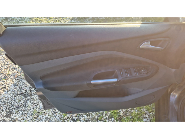 Ford C-max 1.6 I  ТИТАНИУМ ГАЗ  BRC FULL ЛИЗИНГ - автомобили, коли, обяви за нови и употребявани 5