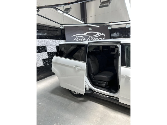 Ford C-max 1.5TDCi | 7-МЕСТЕН | РЕГИСТРИРАН - автомобили, коли, обяви за нови и употребявани 3