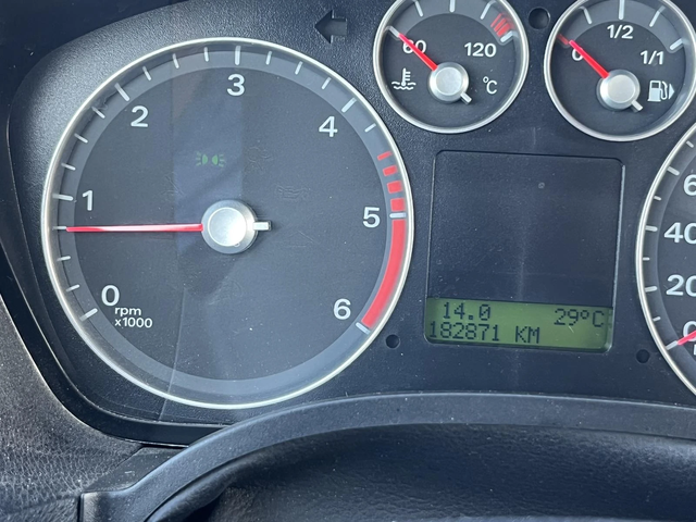 Ford C-max 1.6TDCI 90кс КЛИМАТИК - автомобили, коли, обяви за нови и употребявани 12